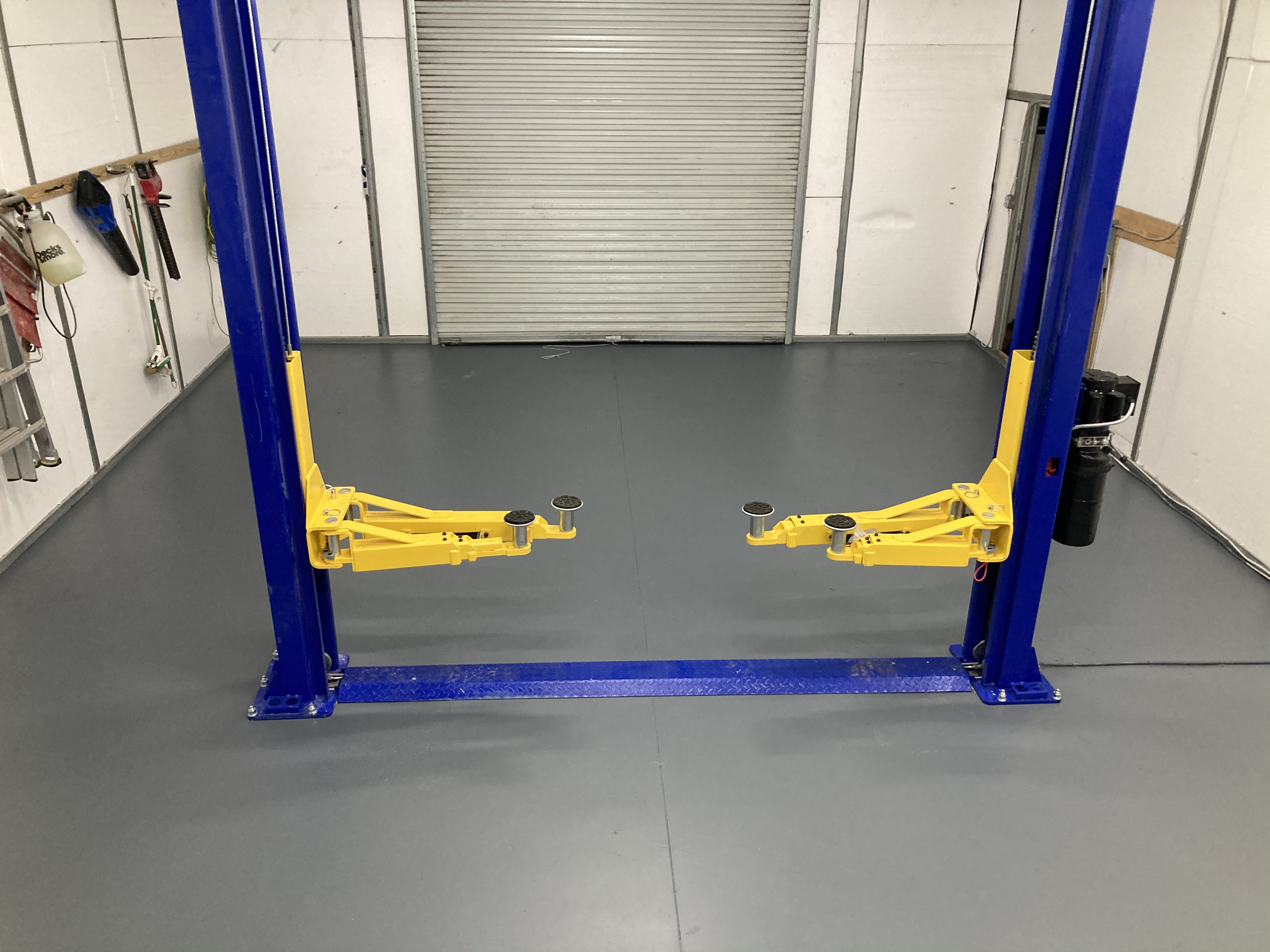 APlusLift HW-10KBP-A 10000 LB 2-Post Floor Plate Heavy Duty Car Lift with 3 Year Warranty photo review