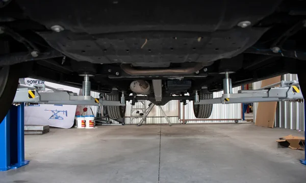 iDEAL TP10KAC-DX ALI Certified Two Post Overhead Automotive Lift - Image 14
